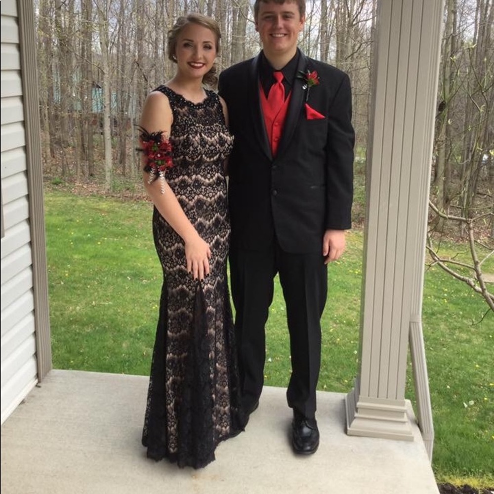 Black lace prom dress